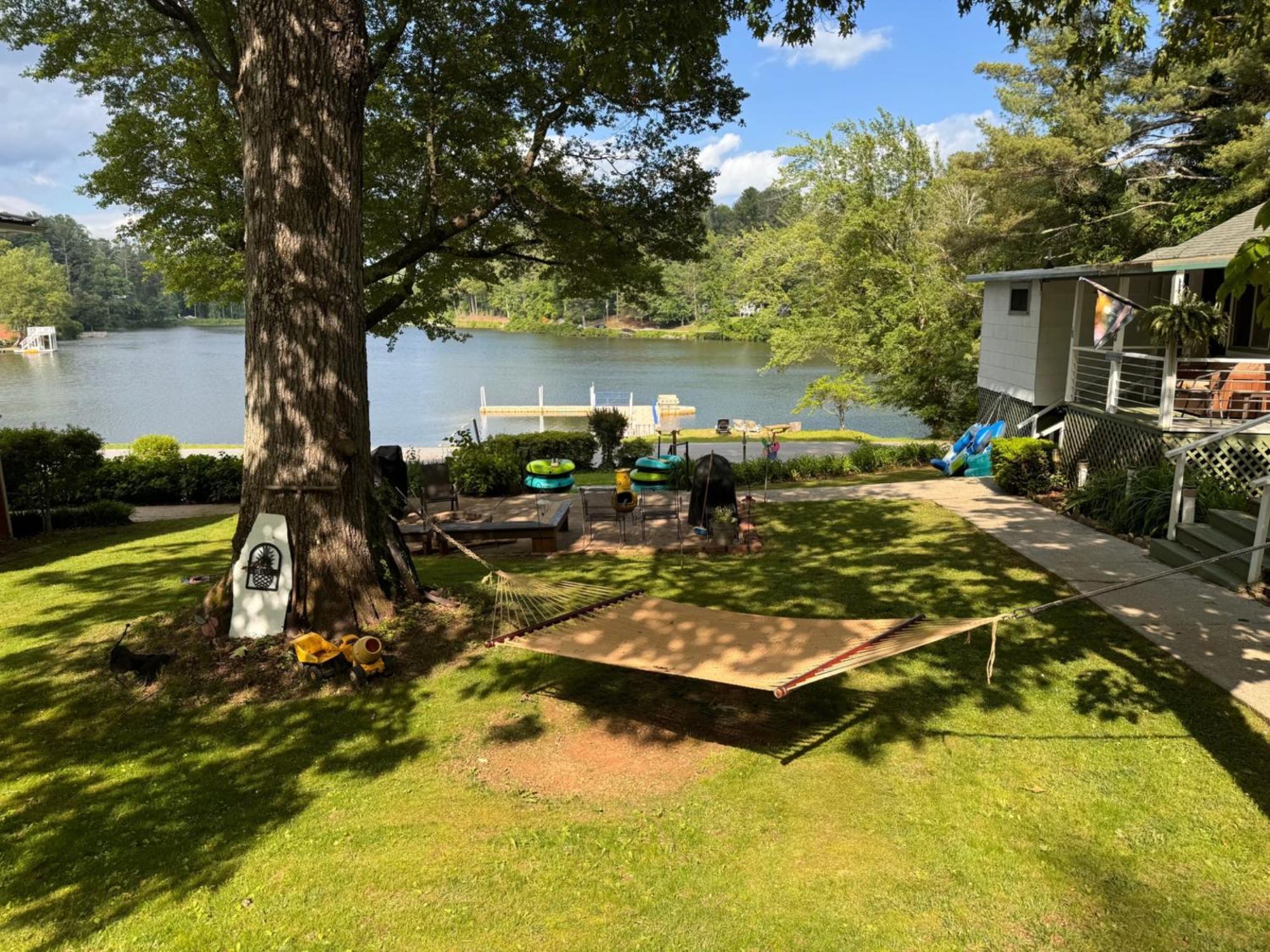 Mountain Lake Cottages ヘンダーソンビル エクステリア 写真