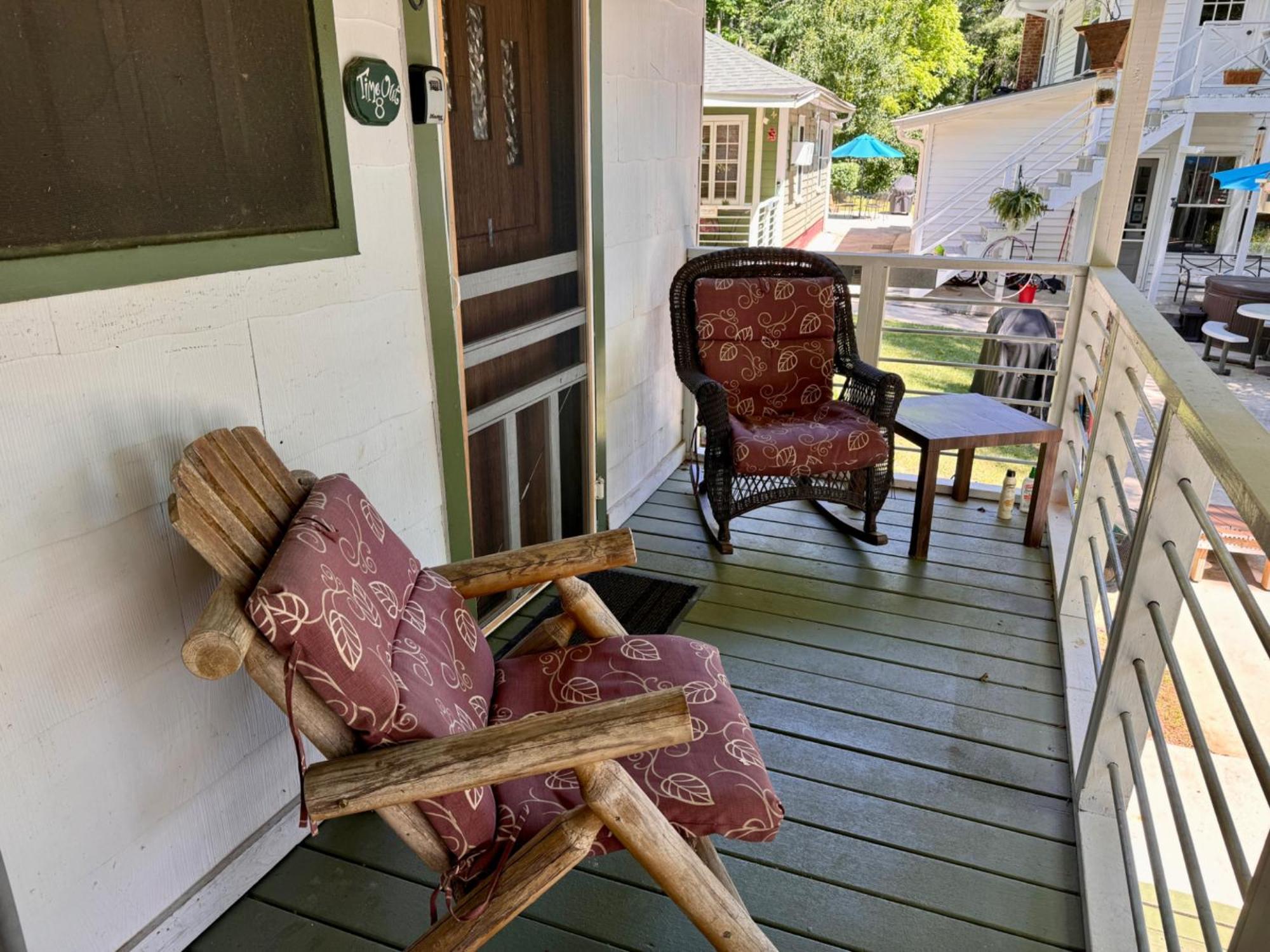 Mountain Lake Cottages ヘンダーソンビル エクステリア 写真